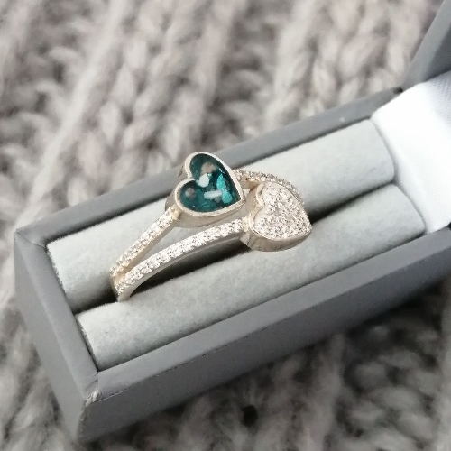Memorial ashes Ring CZ encrusted heart = size K