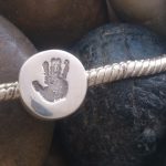 handprint bead fits pandora circle