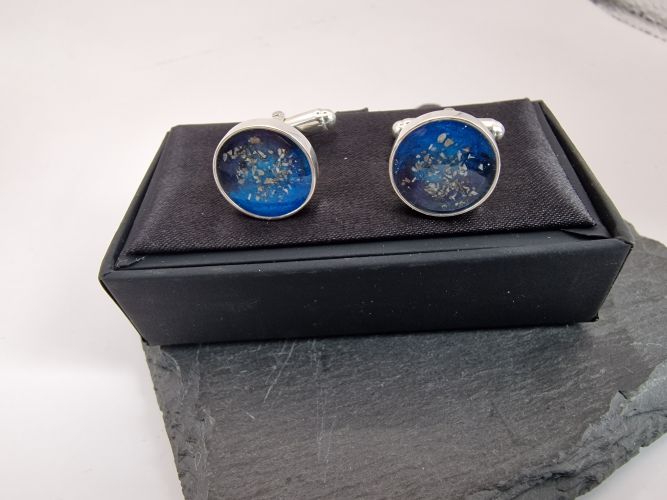 Silver circle heavy frame cufflinks with ashes