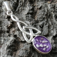 Gold celtic pendant with hair or ashes