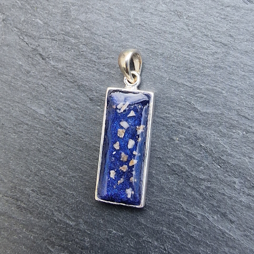 Silver rectangle memory pendant with ashes