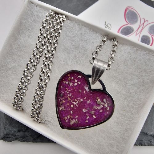 Heart memory necklace with ashes